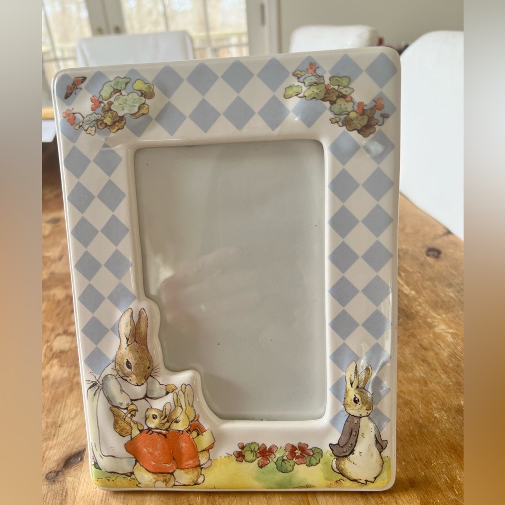 Vintage Ceramic Peter Rabbit Beatrix Potter Photo Frame F. Warne&Company